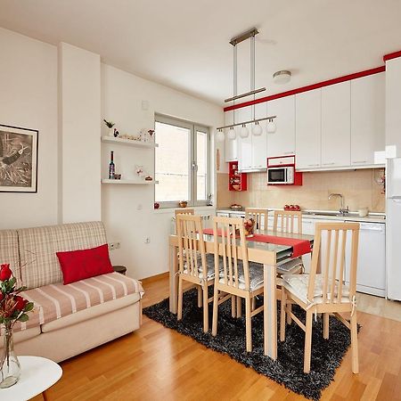 Luxury Apartment Near City Center Skopje Ngoại thất bức ảnh